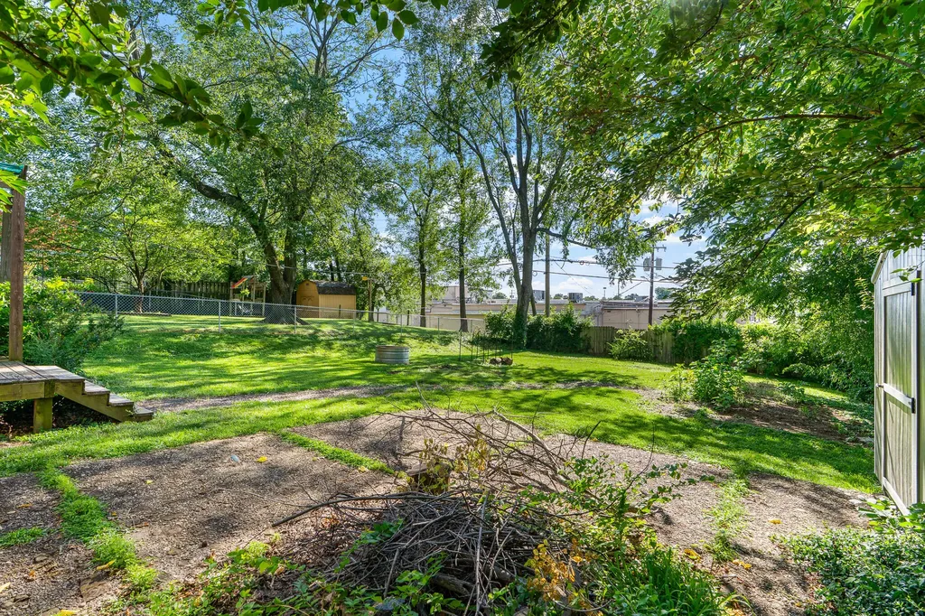 2009 Dellwood Drive Lexington KY 40503