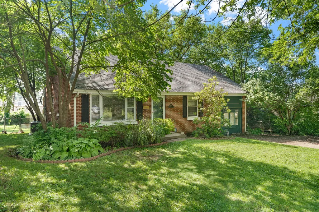 2009 Dellwood Drive Lexington KY 40503