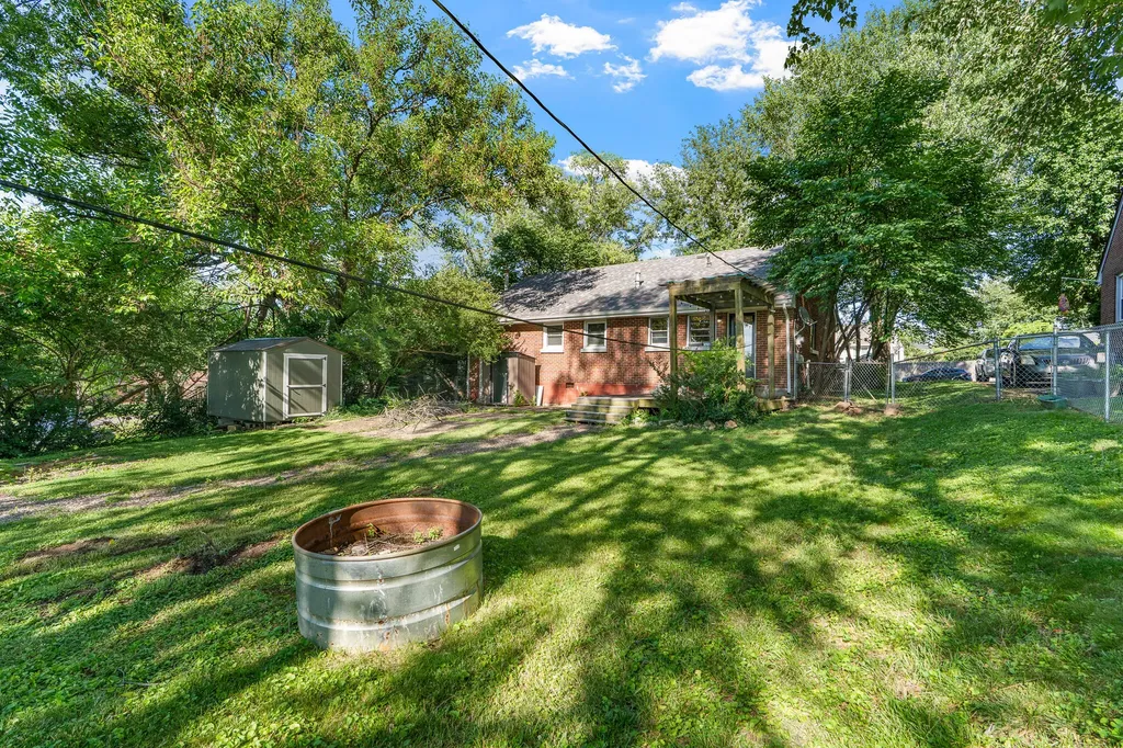 2009 Dellwood Drive Lexington KY 40503