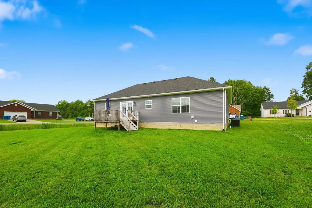 1071 Rainbow Way Lawrenceburg KY 40342