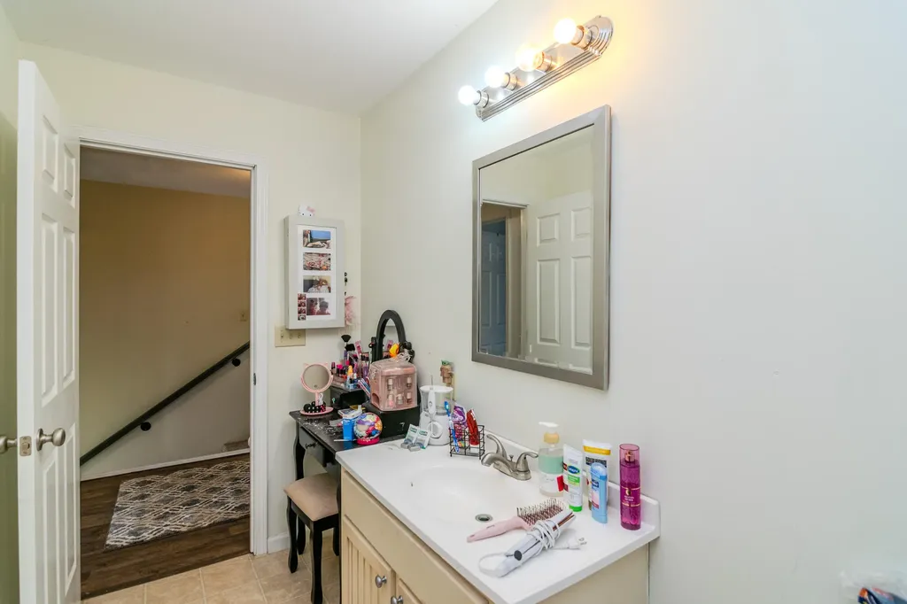 103 Boreing Drive London KY 40741