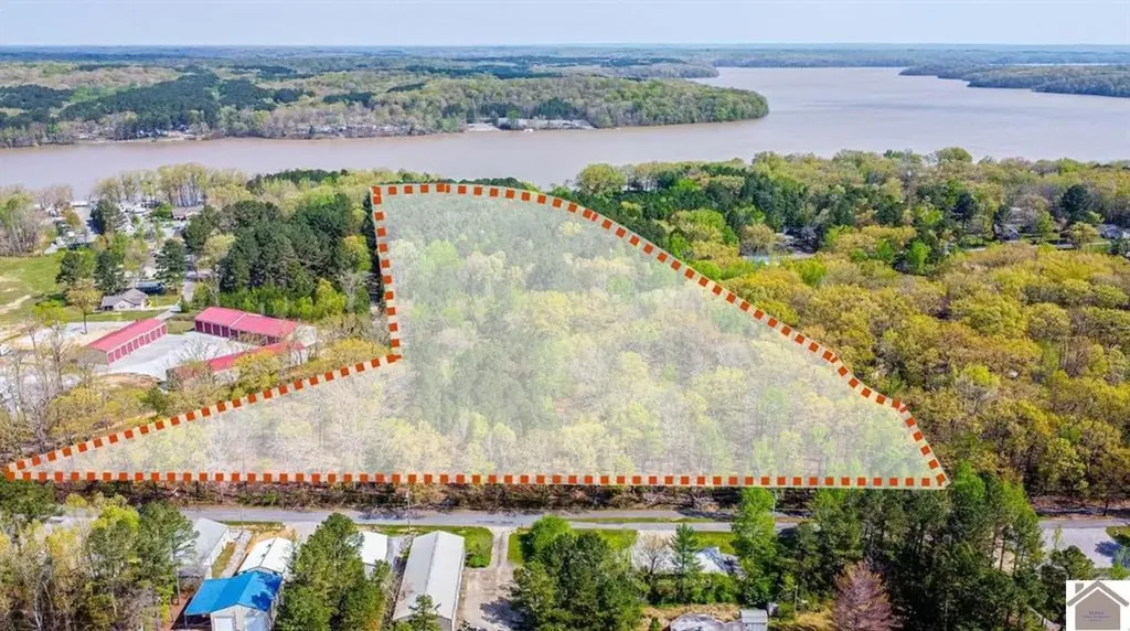 84 Launch Lane Murray KY 42071