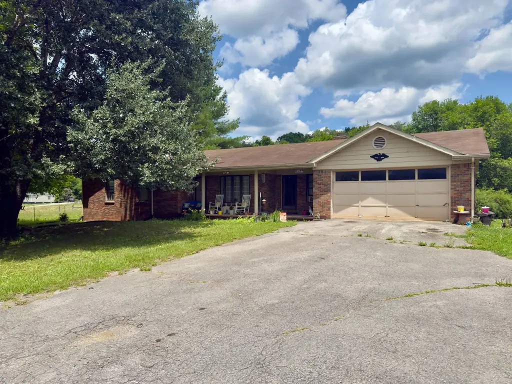 10113 Kentucky 92 Monticello KY 42633