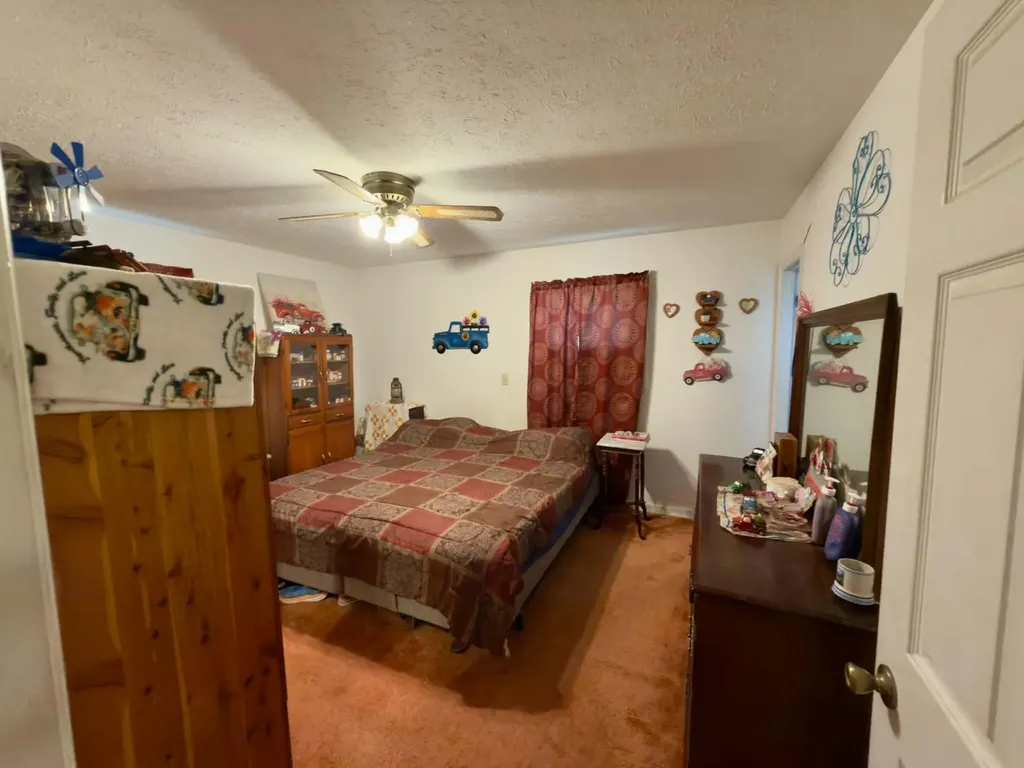 10113 Kentucky 92 Monticello KY 42633
