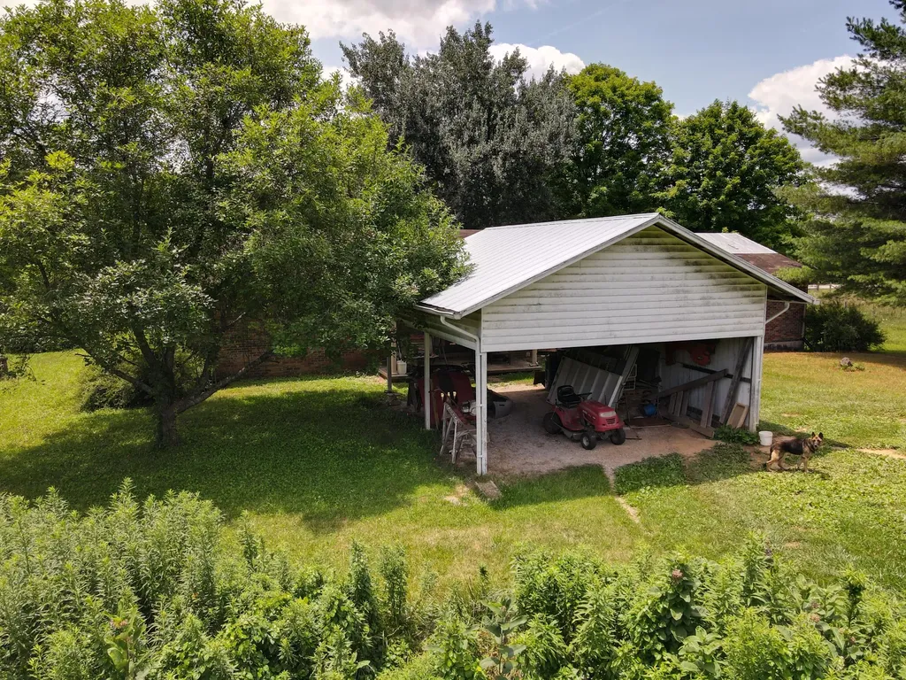 10113 Kentucky 92 Monticello KY 42633