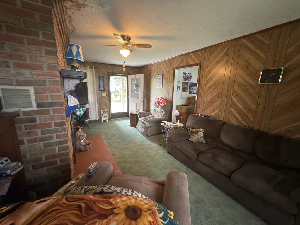 10113 Kentucky 92 Monticello KY 42633