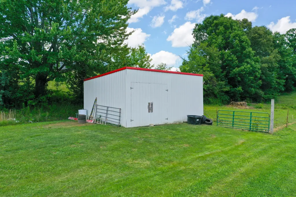 234 Ray Mathis Road Annville KY 40402
