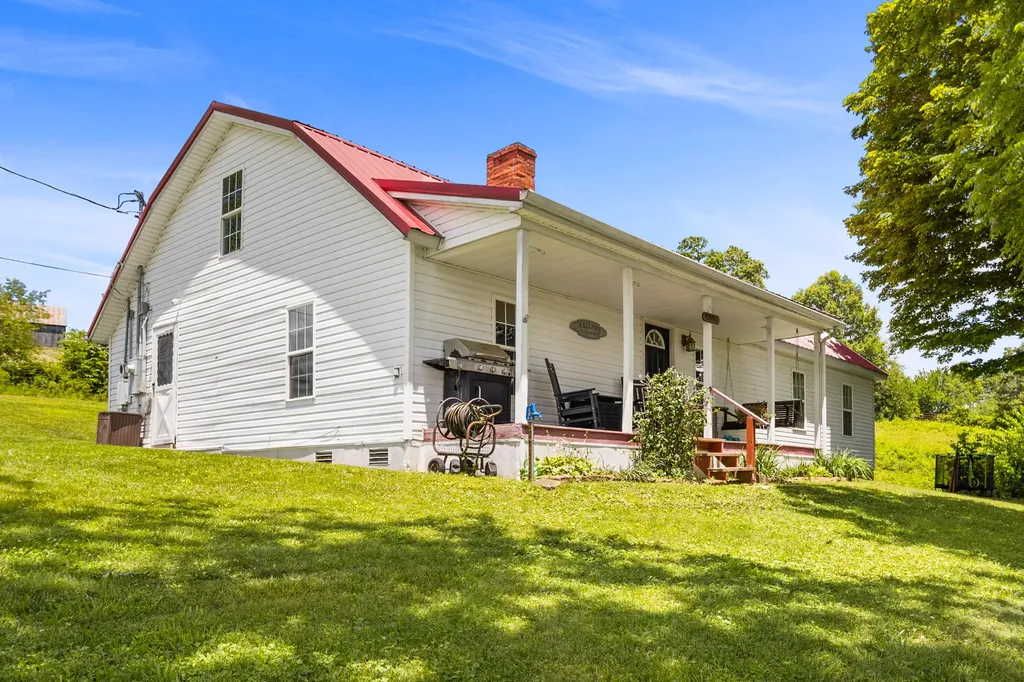 234 Ray Mathis Road Annville KY 40402