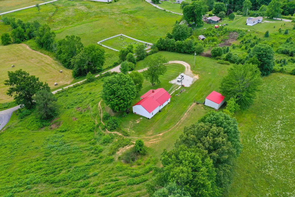 234 Ray Mathis Road Annville KY 40402