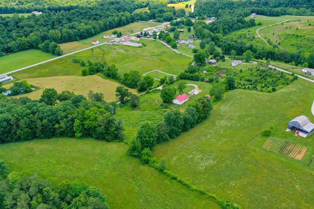234 Ray Mathis Road Annville KY 40402
