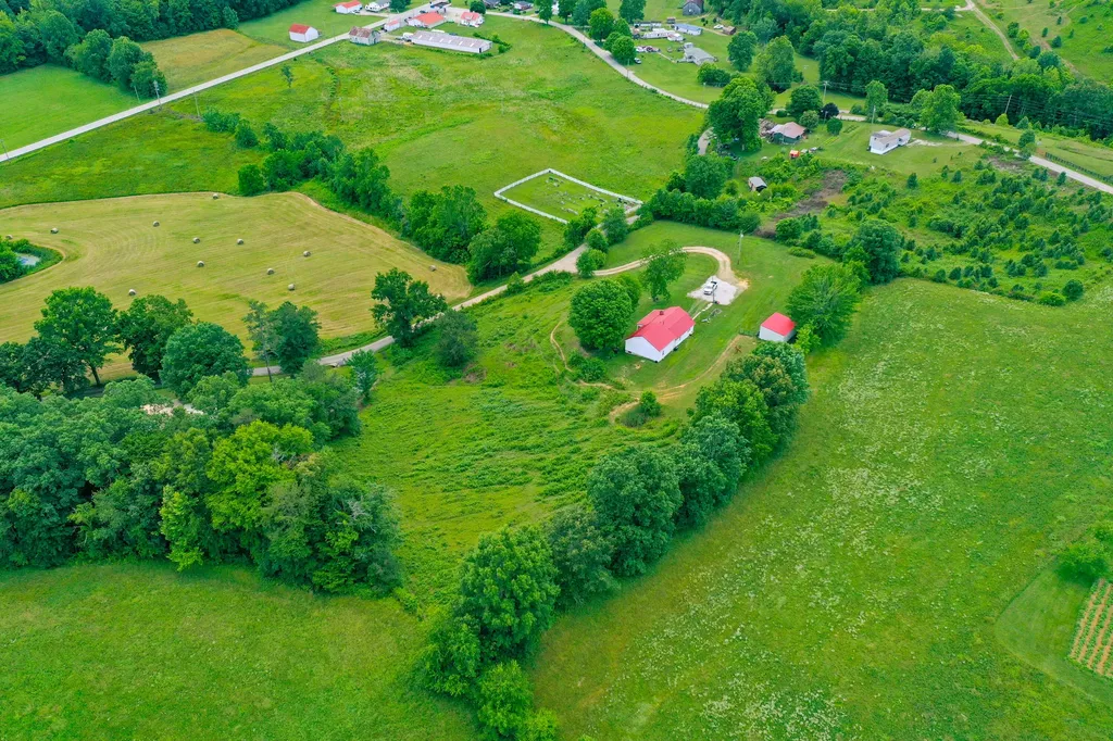 234 Ray Mathis Road Annville KY 40402