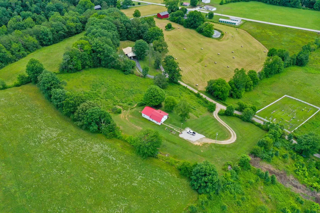 234 Ray Mathis Road Annville KY 40402