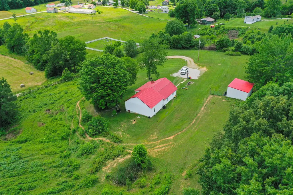 234 Ray Mathis Road Annville KY 40402