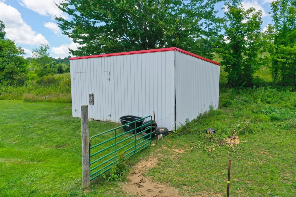 234 Ray Mathis Road Annville KY 40402