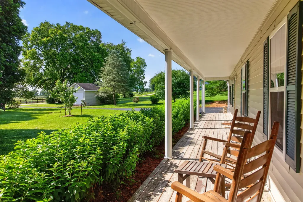 600 Ison Lane Harrodsburg KY 40330