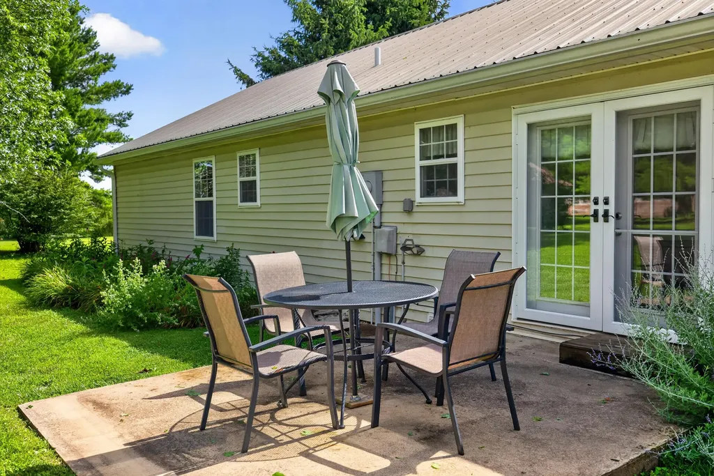 600 Ison Lane Harrodsburg KY 40330
