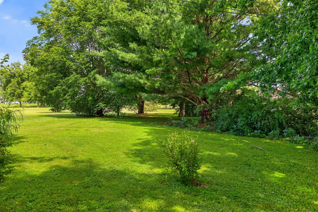 600 Ison Lane Harrodsburg KY 40330