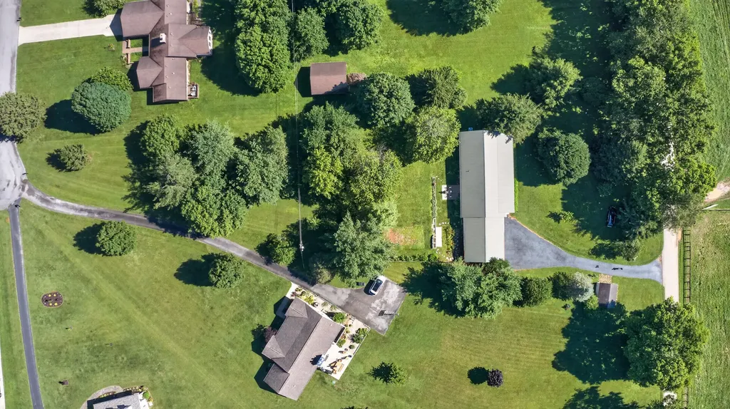600 Ison Lane Harrodsburg KY 40330
