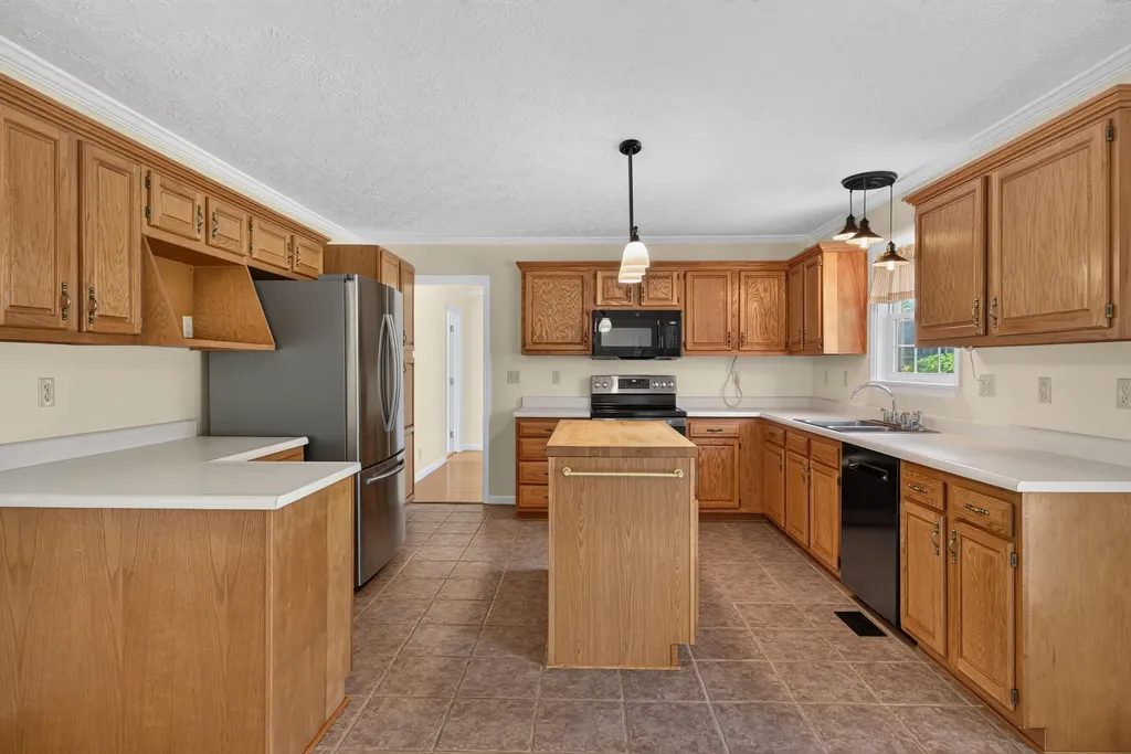 600 Ison Lane Harrodsburg KY 40330
