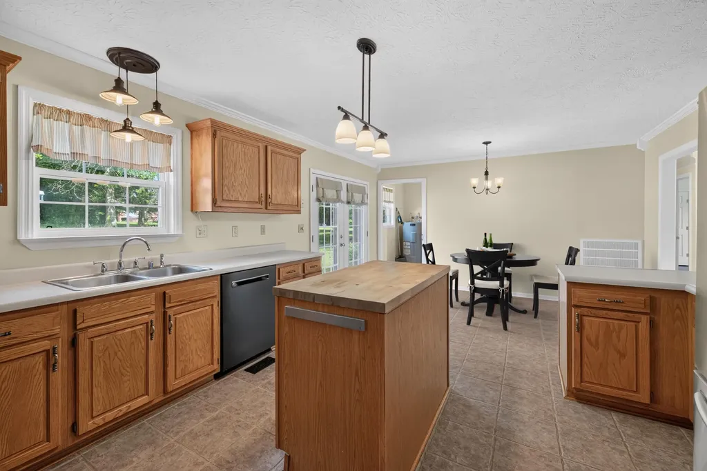 600 Ison Lane Harrodsburg KY 40330