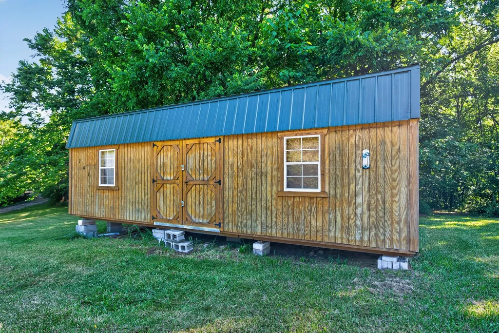 201 Hilltop Road Sadieville KY 40370