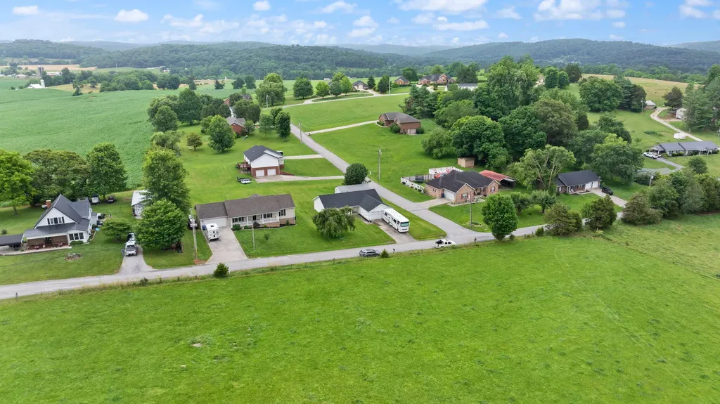 700 Jackson Road Somerset KY 42501