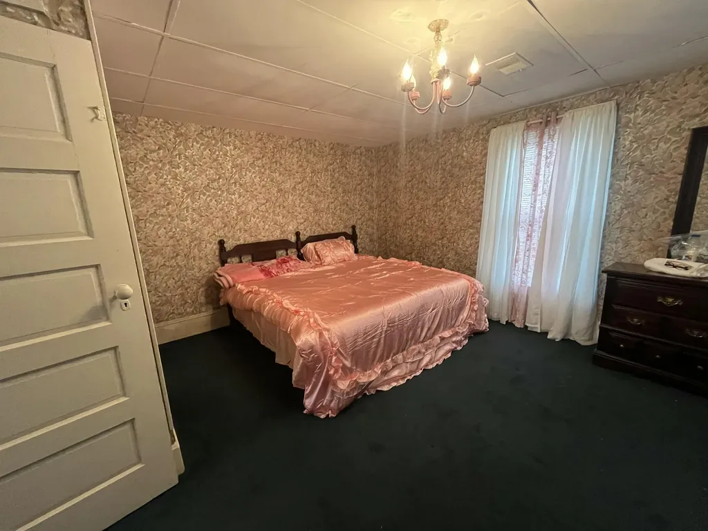 1720 Exeter Avenue Middlesboro KY 40965