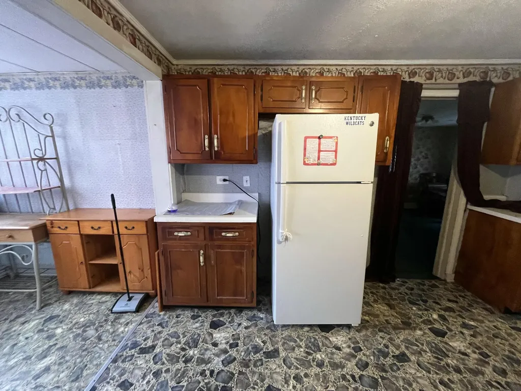 1720 Exeter Avenue Middlesboro KY 40965