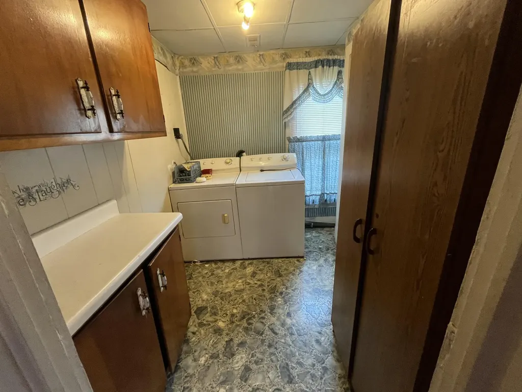 1720 Exeter Avenue Middlesboro KY 40965