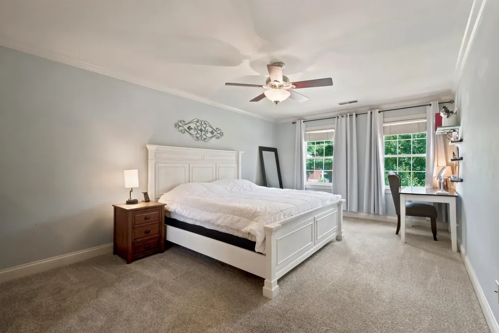 2186 Cave Hill Lane Lexington KY 40513