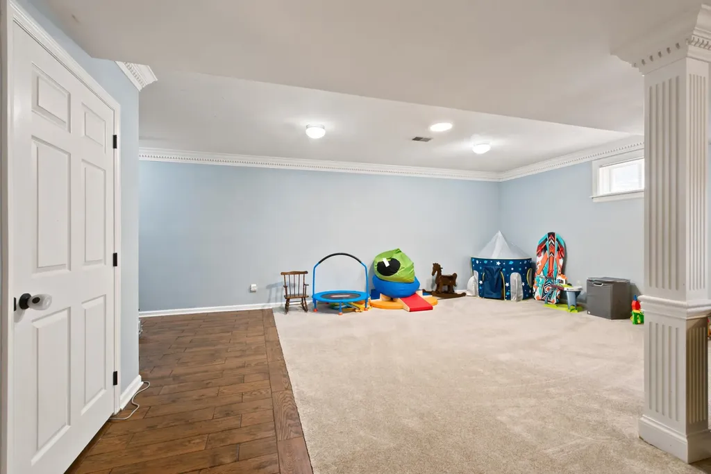 2186 Cave Hill Lane Lexington KY 40513