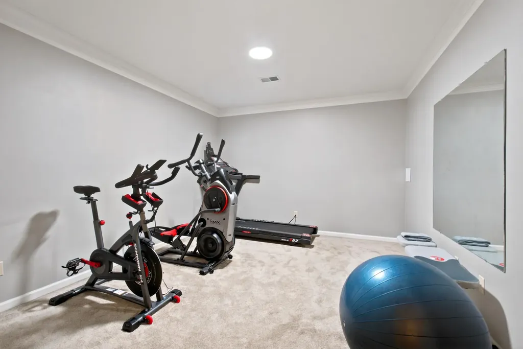 2186 Cave Hill Lane Lexington KY 40513