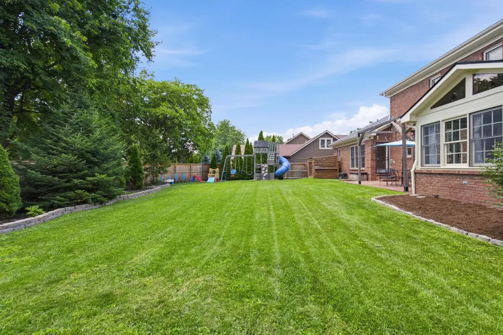 2186 Cave Hill Lane Lexington KY 40513