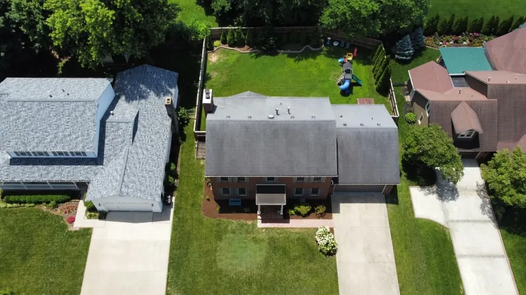 2186 Cave Hill Lane Lexington KY 40513