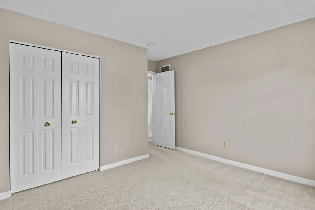 1973 Arbor Station Way Lexington KY 40511