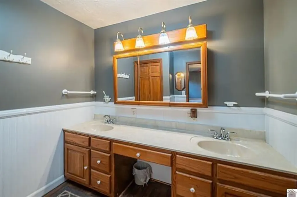 14 Woodland Drive Benton KY 42025