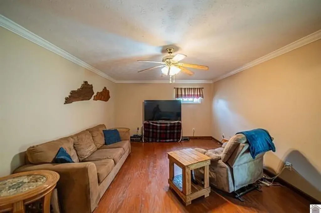 14 Woodland Drive Benton KY 42025