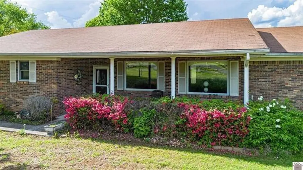 14 Woodland Drive Benton KY 42025