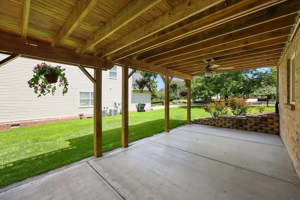 525 Woodstream Court Lexington KY 40515