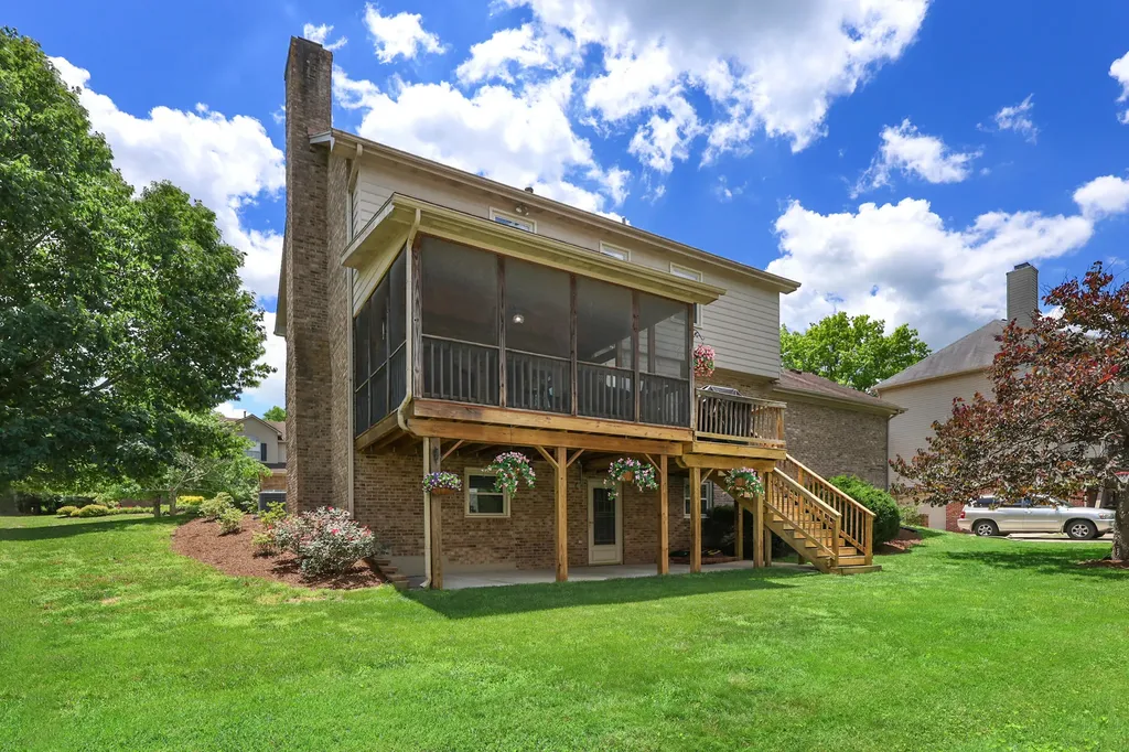 525 Woodstream Court Lexington KY 40515