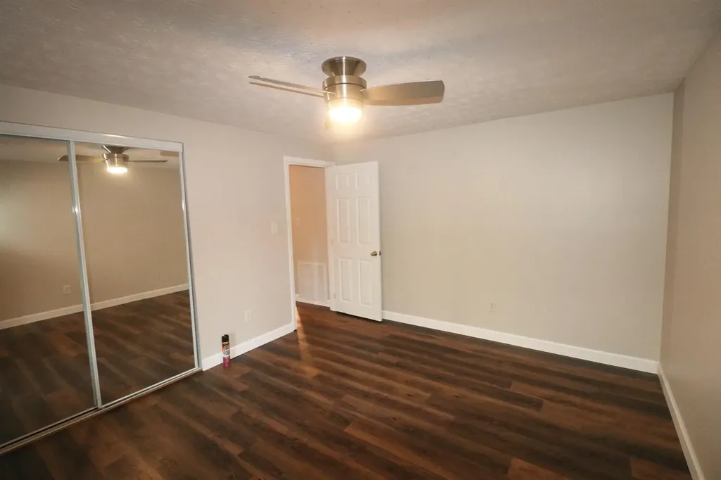 1005 Lakefront Drive Lexington KY 40517