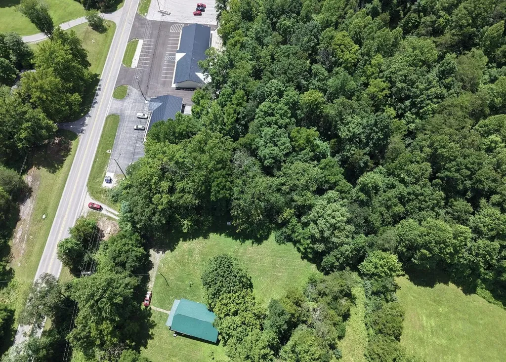 3205 Richmond Street Mt Vernon KY 40456
