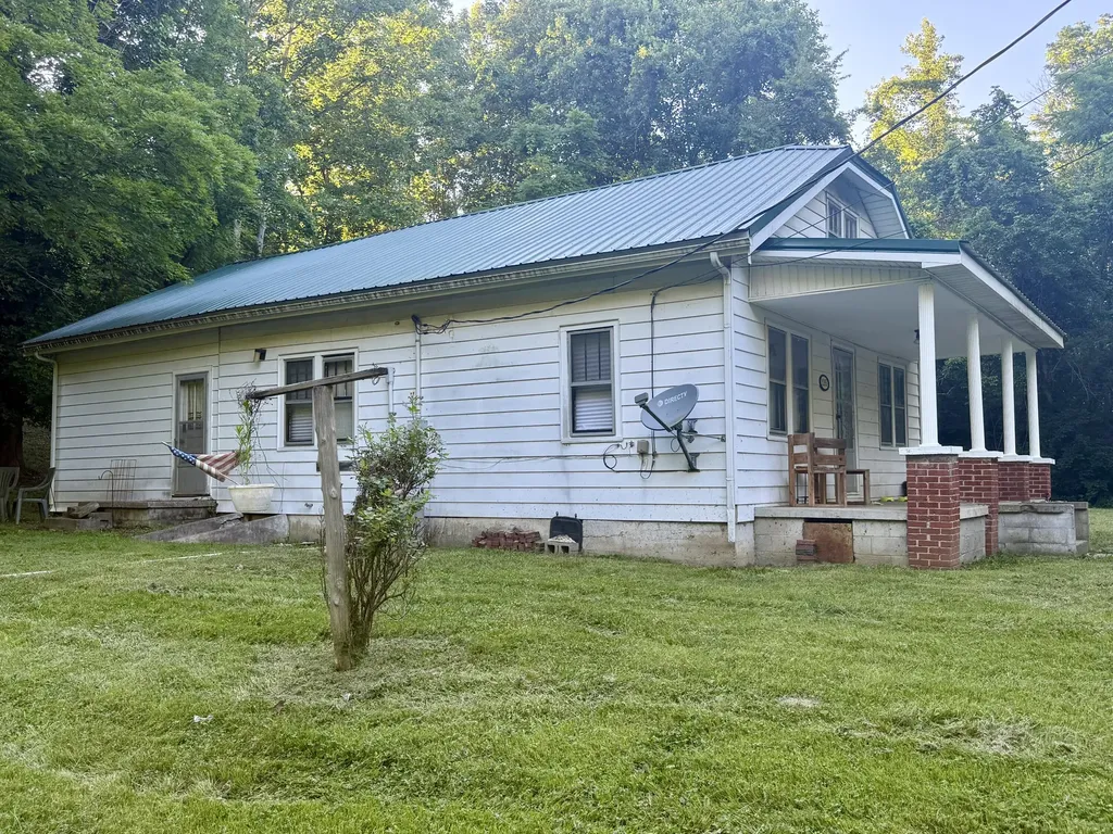 3205 Richmond Street Mt Vernon KY 40456
