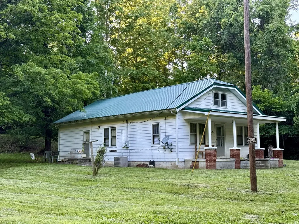 3205 Richmond Street Mt Vernon KY 40456