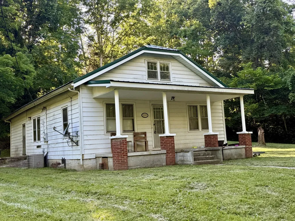 3205 Richmond Street Mt Vernon KY 40456