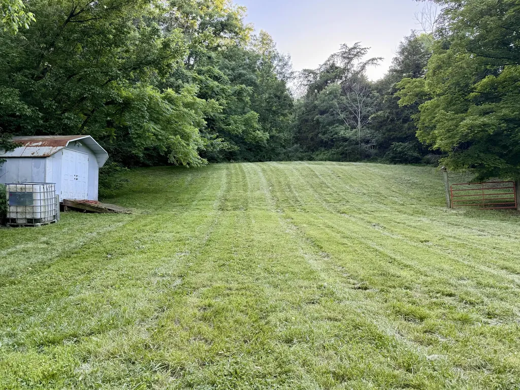 3205 Richmond Street Mt Vernon KY 40456