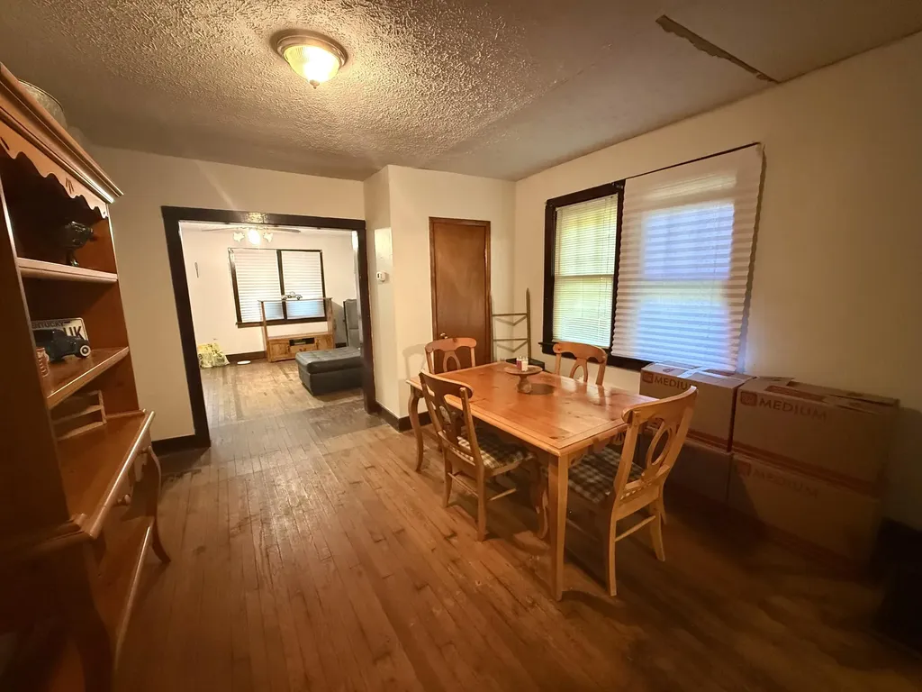 3205 Richmond Street Mt Vernon KY 40456