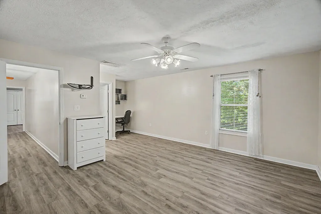 3281 Mount Zoar Road Hopkinsville KY 42240