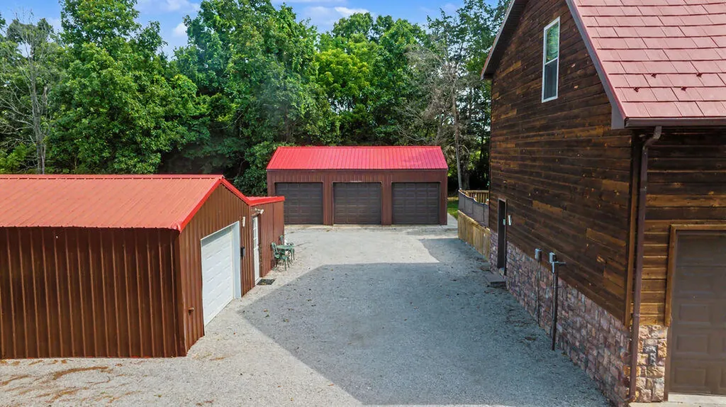 3281 Mount Zoar Road Hopkinsville KY 42240