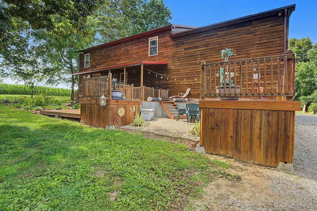 3281 Mount Zoar Road Hopkinsville KY 42240